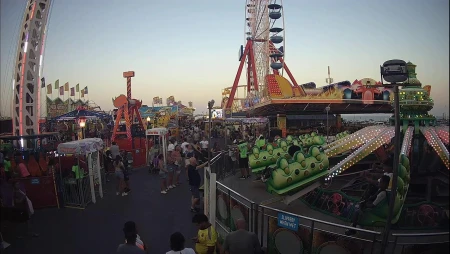Jolly Roger Amusements - Pier Rides