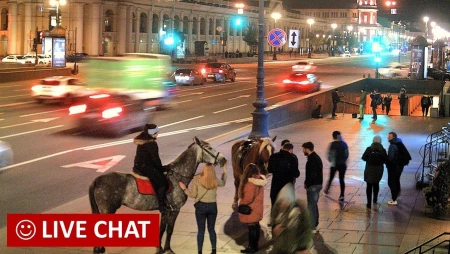 Nevsky Avenue - St. Petersburg - Gostiny Dvor